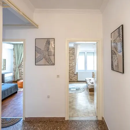 Sunny Garden アパート カヴァラ