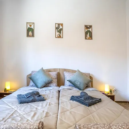 アパート Sunny Garden