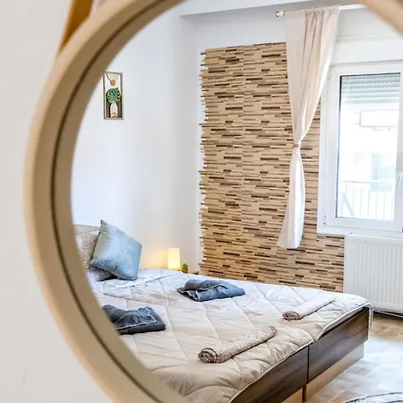 Sunny Garden * カヴァラ