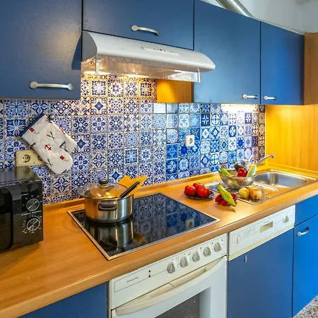 Sunny Garden アパート