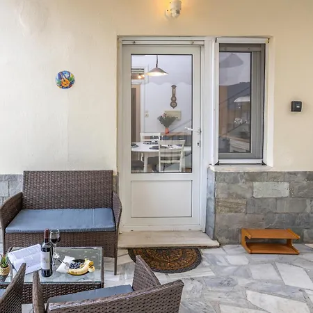 アパート Sunny Garden カヴァラ