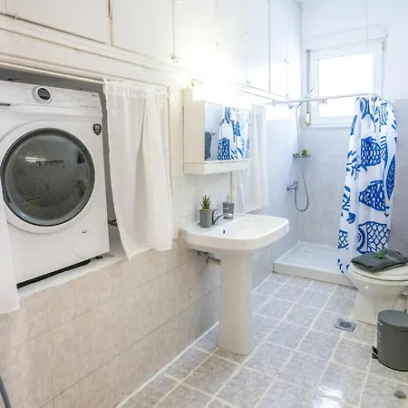 Sunny Garden アパート *