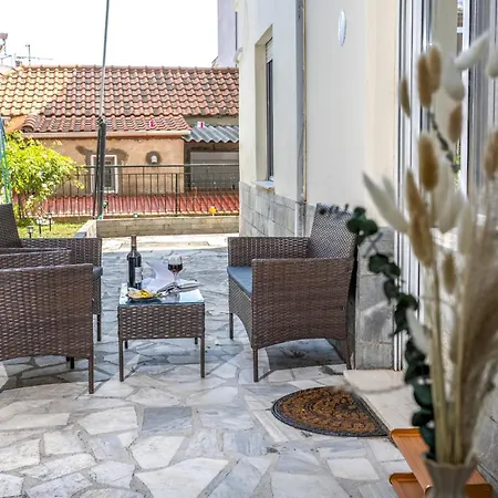 Lägenhet Sunny Garden *